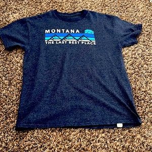 Navy blue montana t-shirt